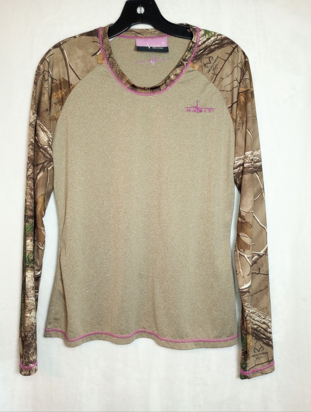 Habit Camo Realtree Extra Raglan Long Sleeve Round Neck Tee Pink Contrast Trim M